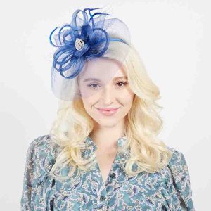HTH2264_small_fascinator_with_rhinestone_brooch_center_model_800xx800.jpg