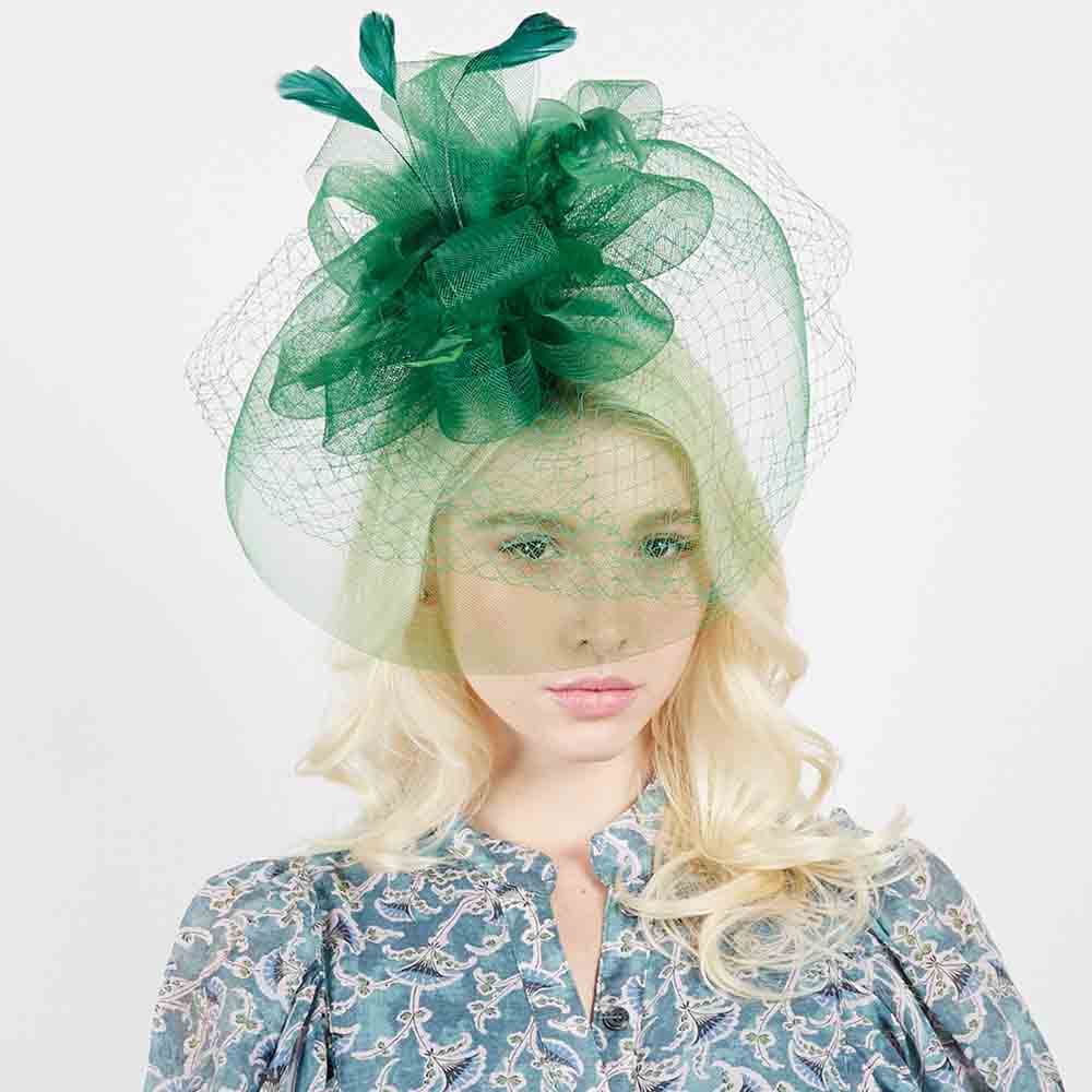 HTH2296_mesh_veil_fascinator_with_netting_and_feathers_green_model_1000x1000_3d13406c-ee86-4a85-8d76-80157c85cdc7.jpg