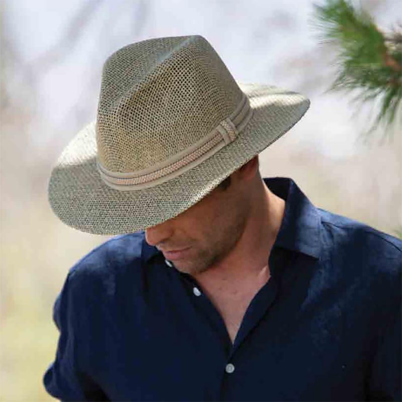 mattetoyosafarihatwithribbonoverlybandscalamen_shatsmodel.jpg